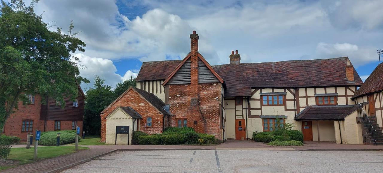 Meadow Farm Redditch By Marstons Inns מראה חיצוני תמונה